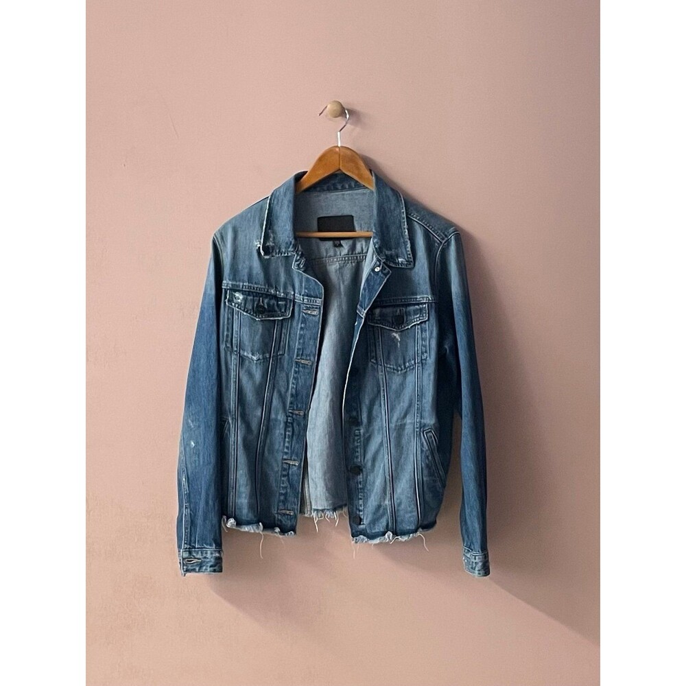 Sanctuary Medium-Dark Wash Raw Hem Lightly Distressed Denim Jacket Size S EUC